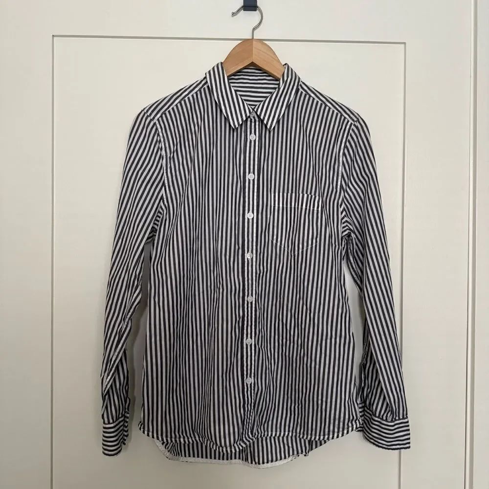Equipment Femme Shirt Women Sz M Gray White Striped Floral Embroidered Button Up